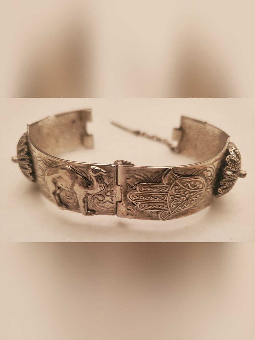 Vintage Engraved Silver-Tone Hinged Bracelet